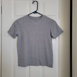 Gray Wonder Nation Short Sleeve T-Shirt Size M (8) – Basic Essential
